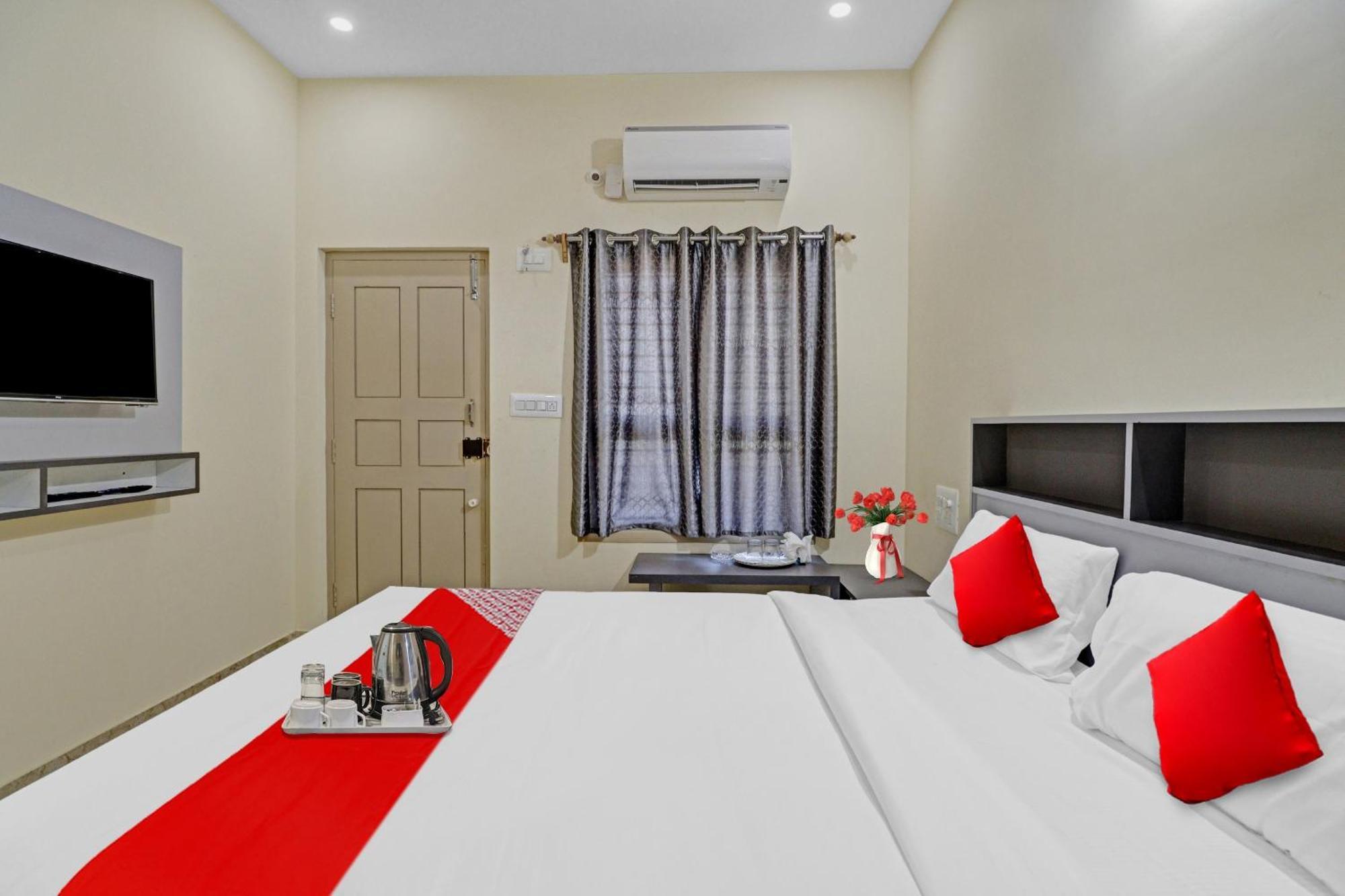 Hotel O I Care With Greenery Comforts Tumkur Exterior photo
